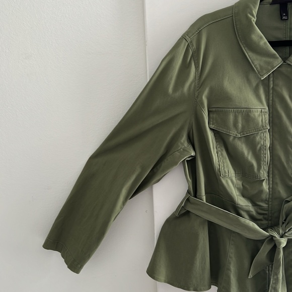 2. Lane Bryant Woman’s Jacket with Peplum waist, zip and snap closure, and belt - Picture 6 of 16